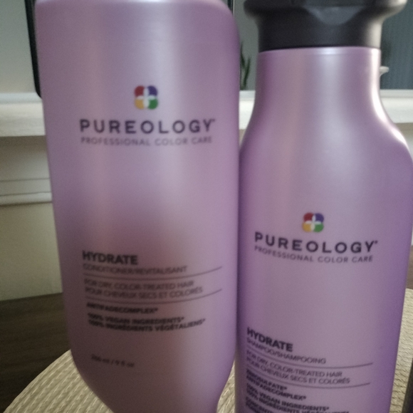 Pureology Hydrate Conditioner, Shampoo, Leave In Spray Set - Picture 3 of 4